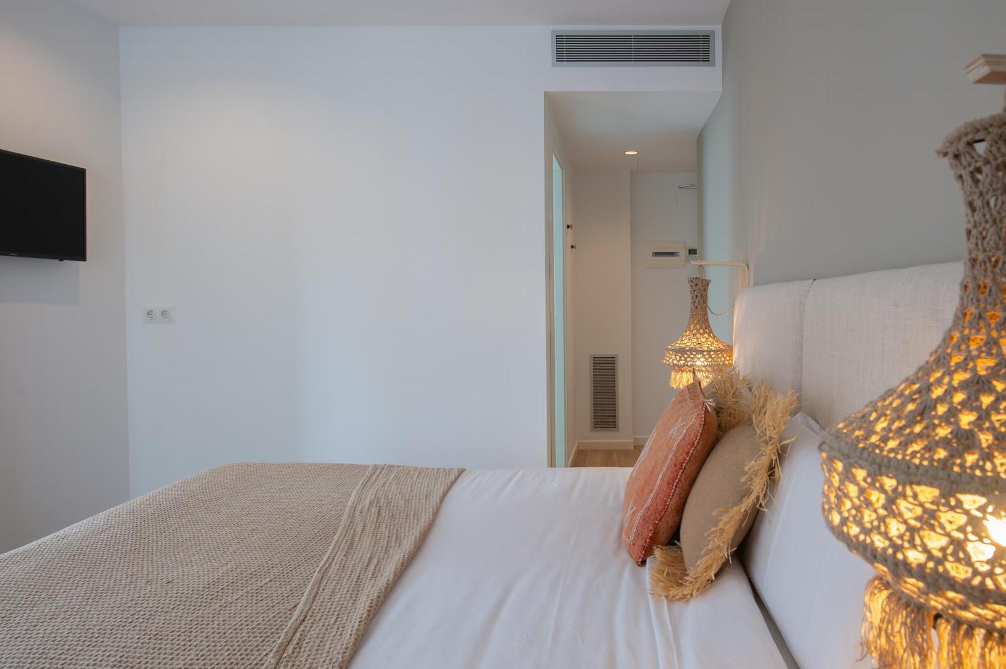 Hostal Boutique Es Portalet 산펠리우데기솔스 객실 사진
