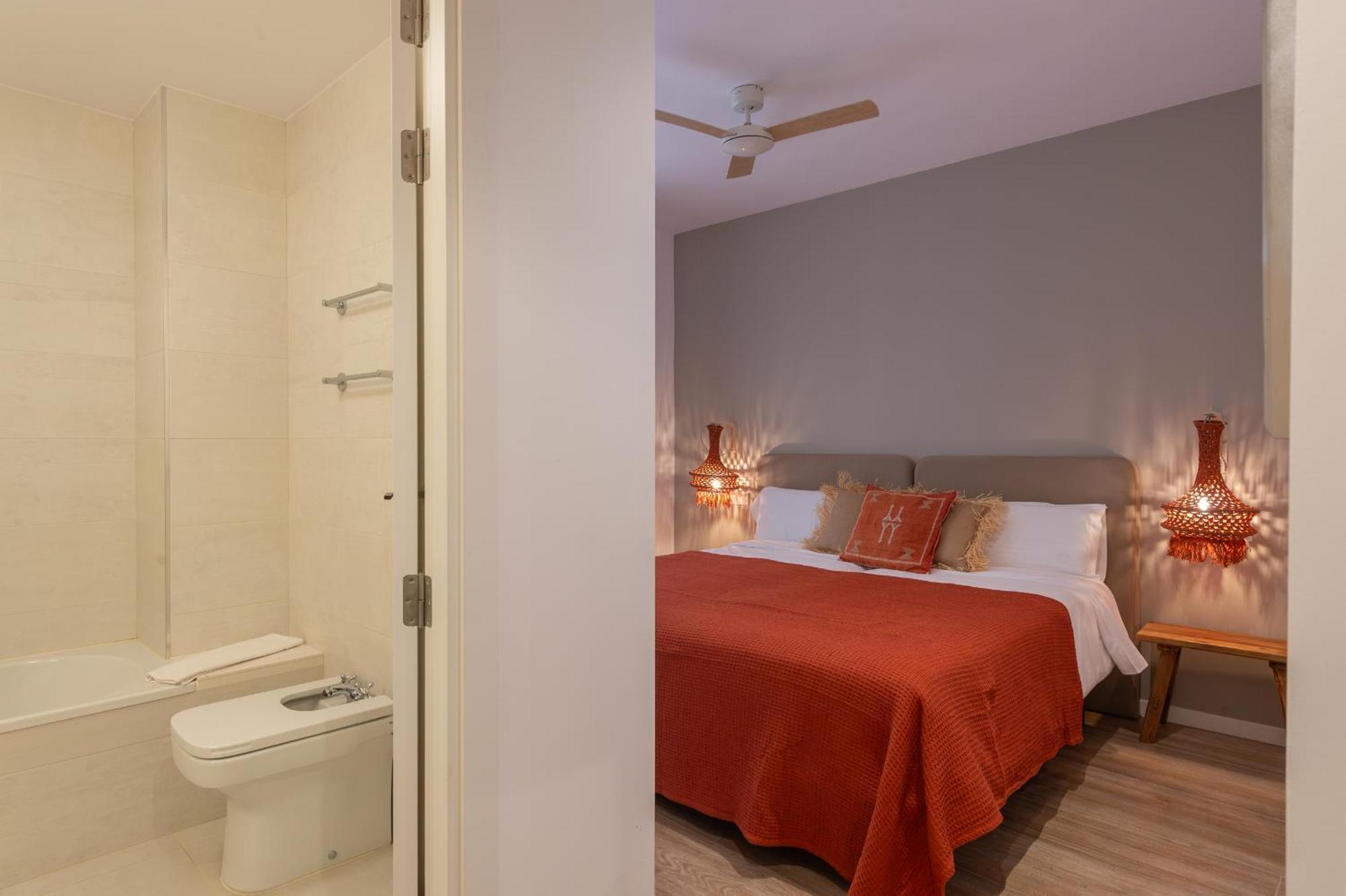 Hostal Boutique Es Portalet 산펠리우데기솔스 객실 사진