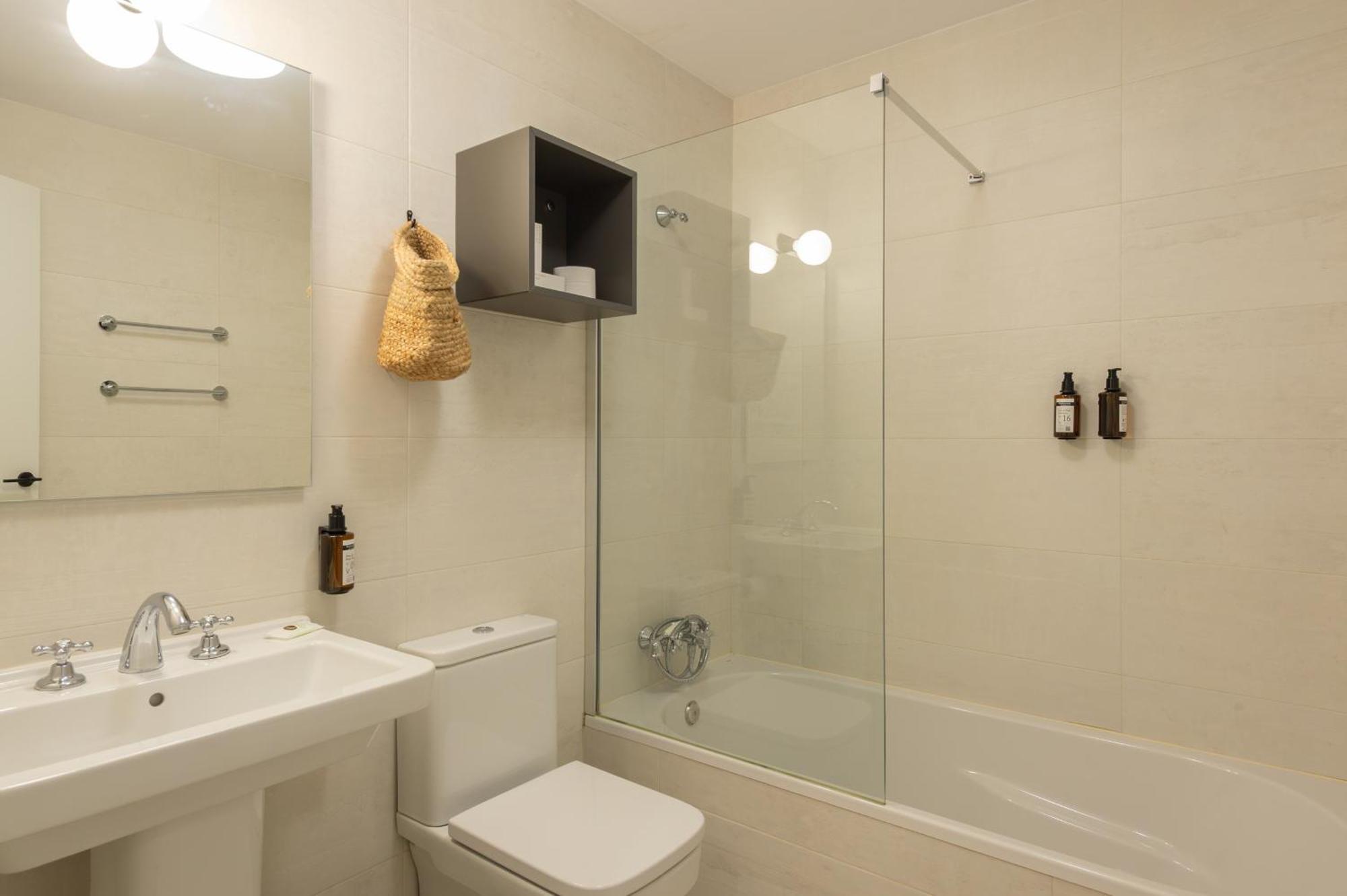 Hostal Boutique Es Portalet 산펠리우데기솔스 객실 사진